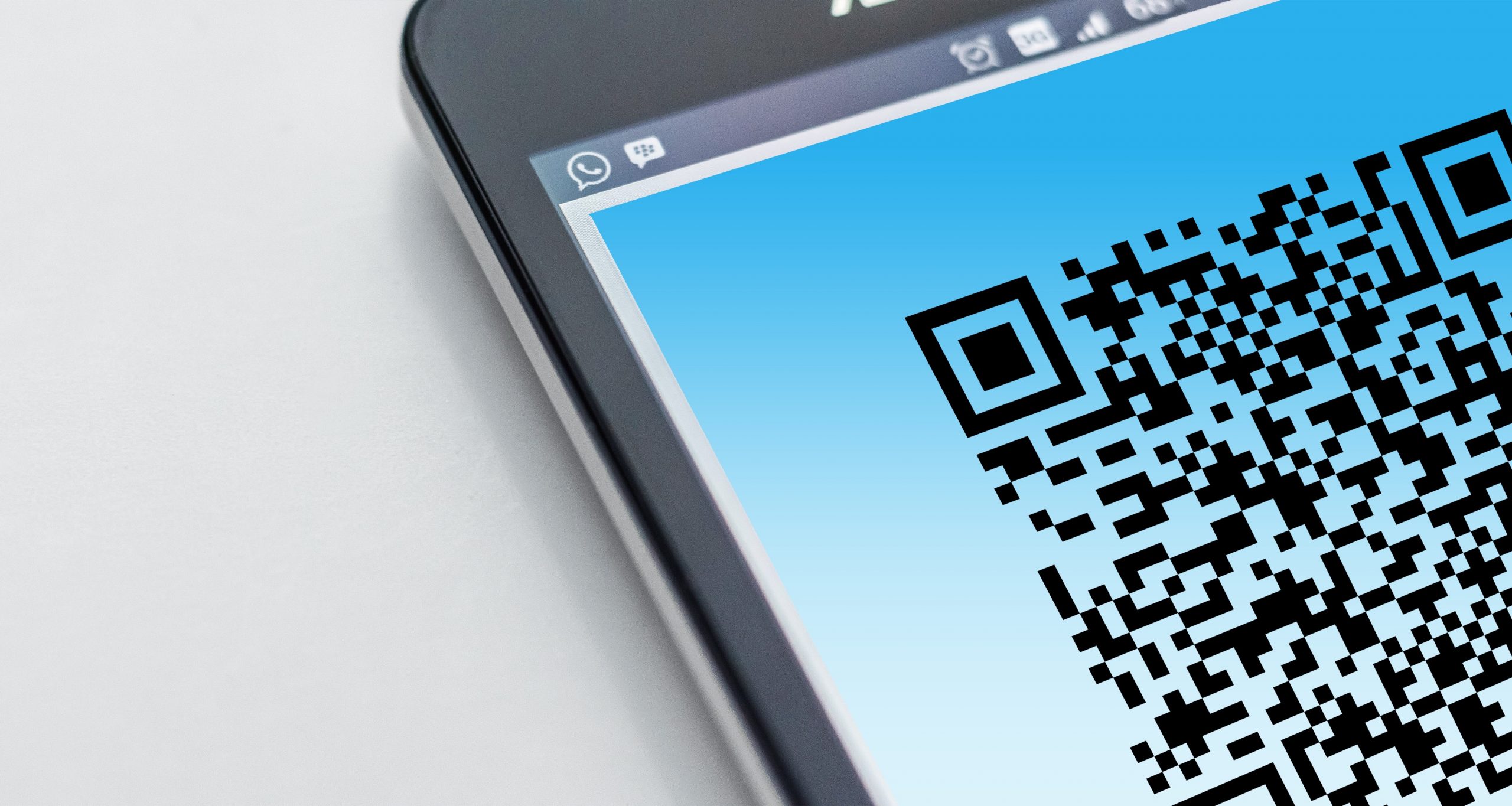 Mengenal Perbedaan Barcode Dan Qr Code Solusitech Ima 7135